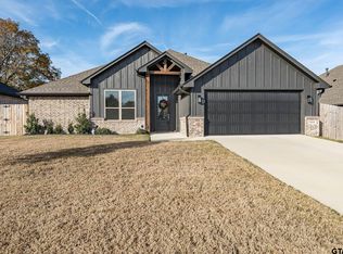 19218 Seneca Dr, Flint, TX 75762