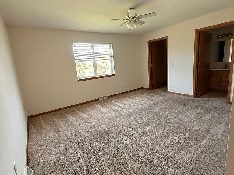 3006 Selkirk Dr #3 — Photo 7