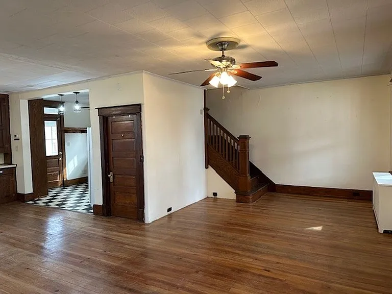 303 E Main St — Photo 3