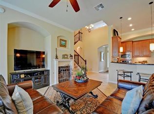 219 Canterbury Dr, Austin, TX 78737