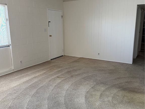 3rd image of 1301 Harriet St
