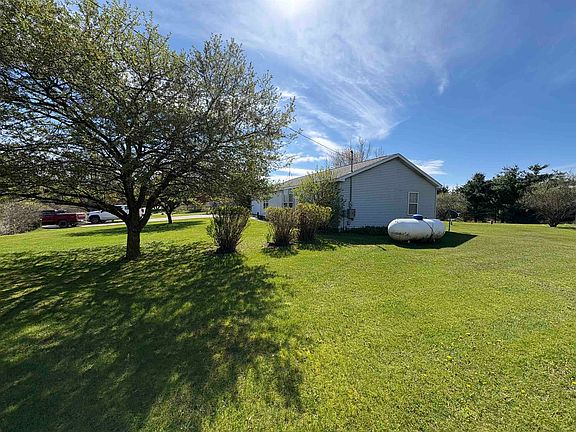 3rd image of 4235 Buzzell Rd