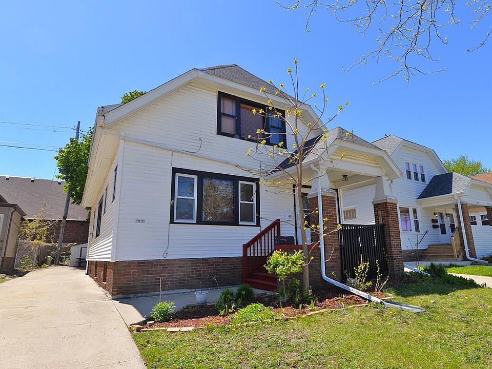 1st image of 2931 Olive STREET