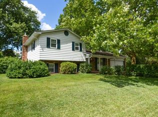 320 Allview Rd, Westerville, OH 43081