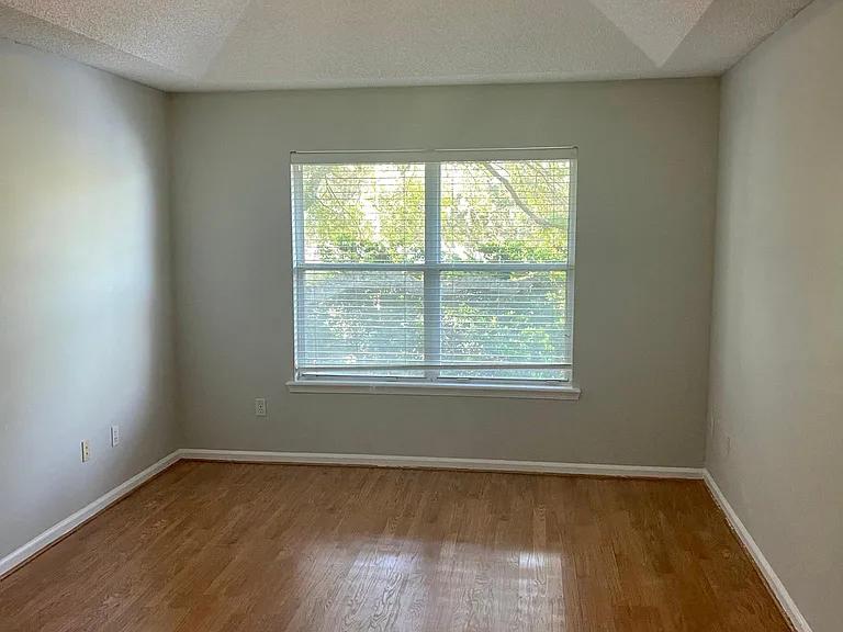 683 Selva Lakes Cir — Photo 28
