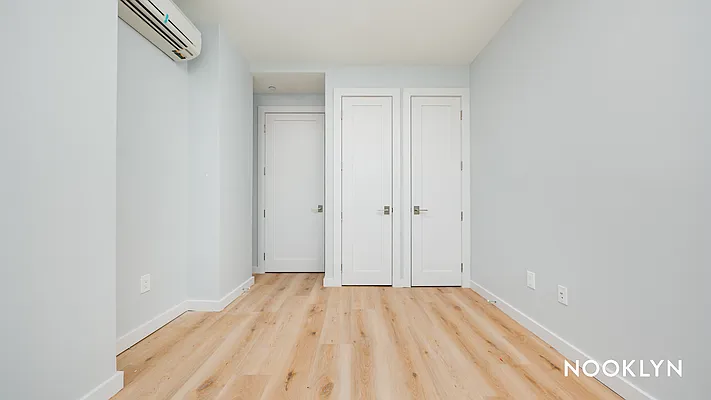 Rented by Nooklyn NYC LLC | media 137