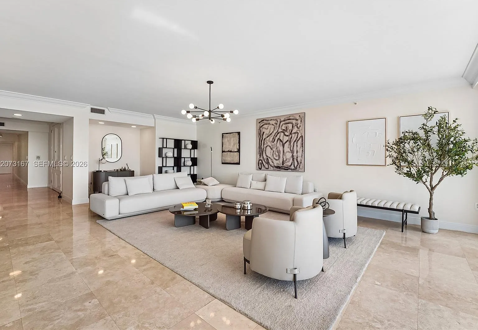 Hamptons South Condo — Photo 3