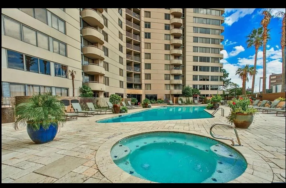 1 bed, 1.0 bath, 776 sqft, $1,260 — Photo 4