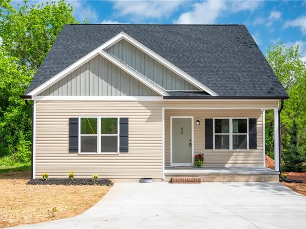 43 Robbins Cir, Lexington, NC 27292