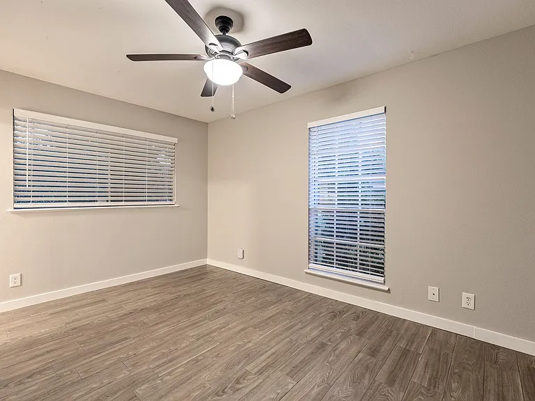 7004 Bryn Mawr Cv — Photo 15