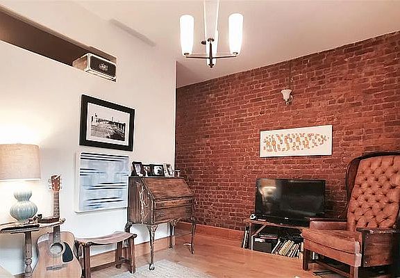 2nd image of 598 6th St APT 2c