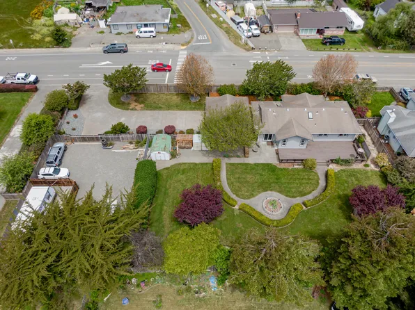 1358 School Rd, McKinleyville, CA 95519