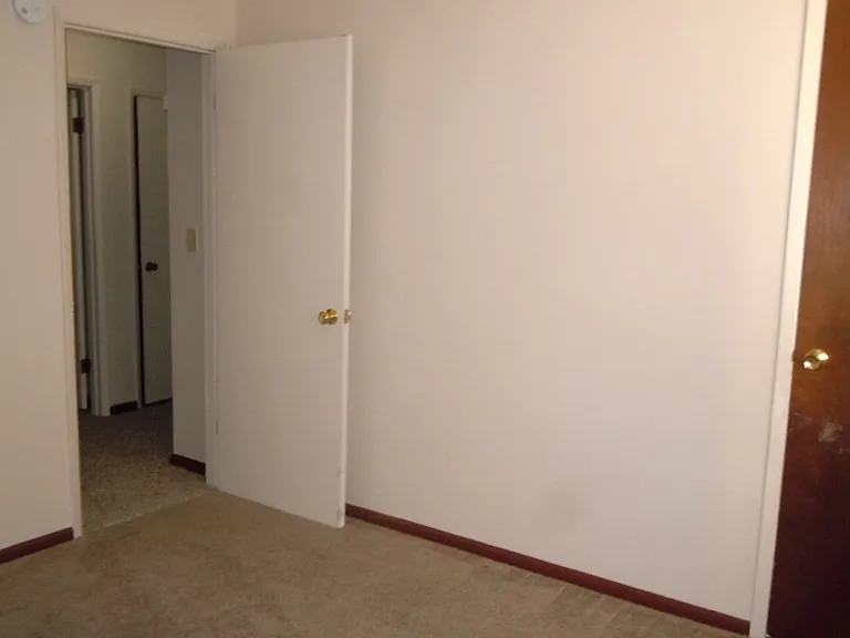 327 Ofarrell St — Photo 10