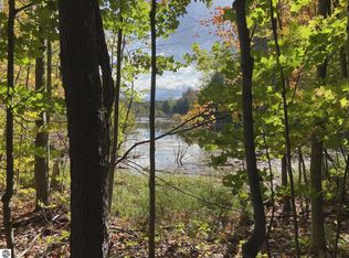 20047 Davis Lake Rd, Traverse City, MI 49684