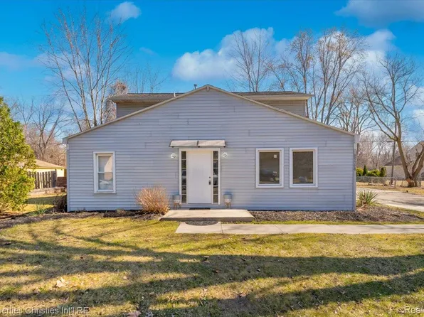 21728 Jefferson St, Farmington Hills, MI 48336