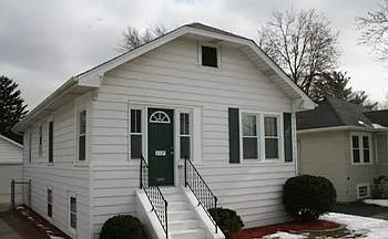 117 S Villa Ave photo 1