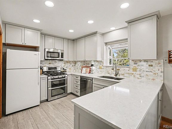 4th image of 9780 S Warhawk Road