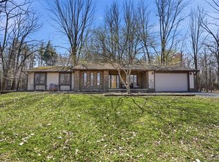 40055 Koppernick Rd, Canton, MI 48187