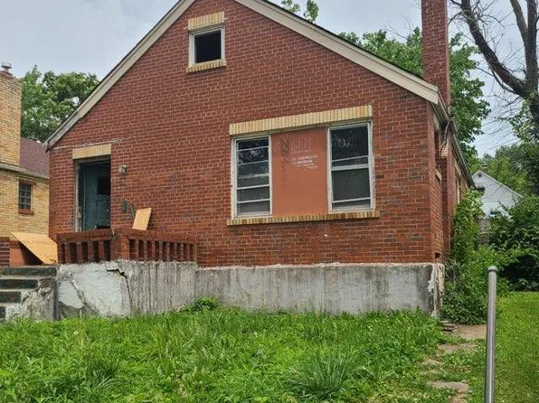 6171 Laura Ave, Saint Louis, MO 63136