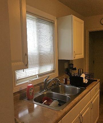 4th image of 289 W 19th St