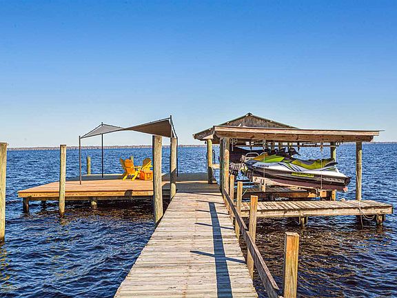 2nd image of 314 Crescent Lake Shore Dr