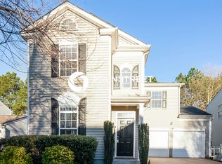 11242 Heritage Green Dr, Cornelius, NC 28031
