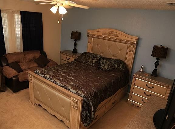 5th image of 614 Blue Chalk Dr