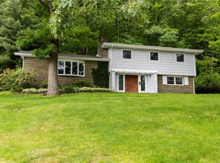17 Highland Dr, Corning, NY 14830