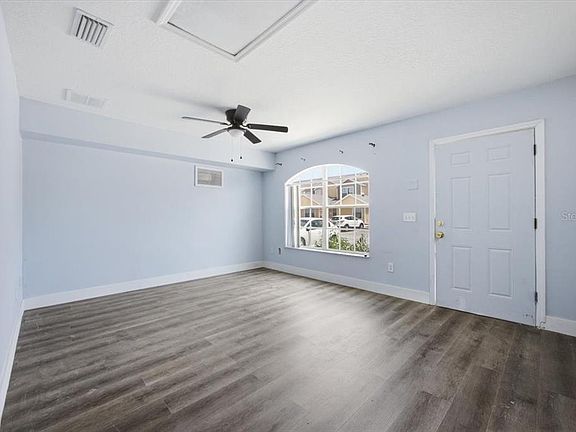 5th image of 713 Washington Palm Loop
