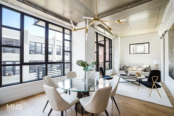 Sold by MNS | media 19