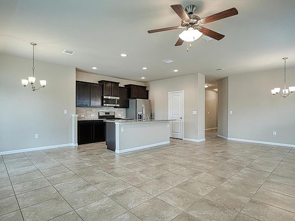 3rd image of 1937 Alvarado Dr