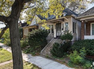 9142 S Essex Ave, Chicago, IL 60617
