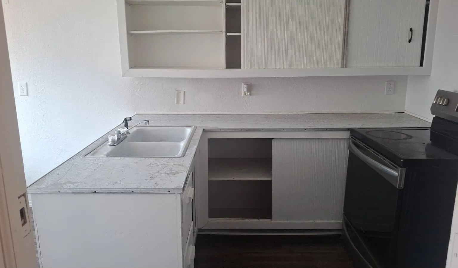 2 bed, $1,200 — Photo 1