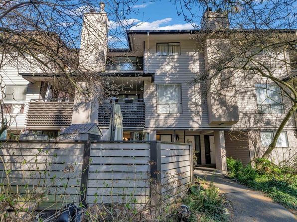 Holly Park Ln #14826, Surrey, BC V3R 6X9