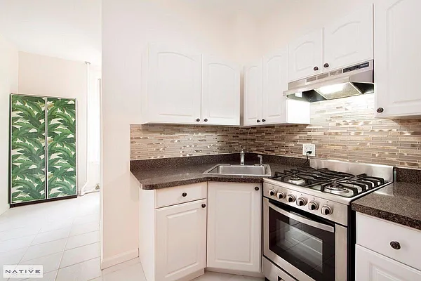 Rented by Native Real Estate LLC | media 15