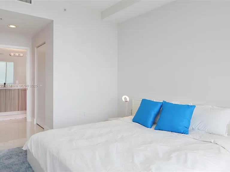 6700 Indian Creek Dr #Penthouse 5 — Photo 15