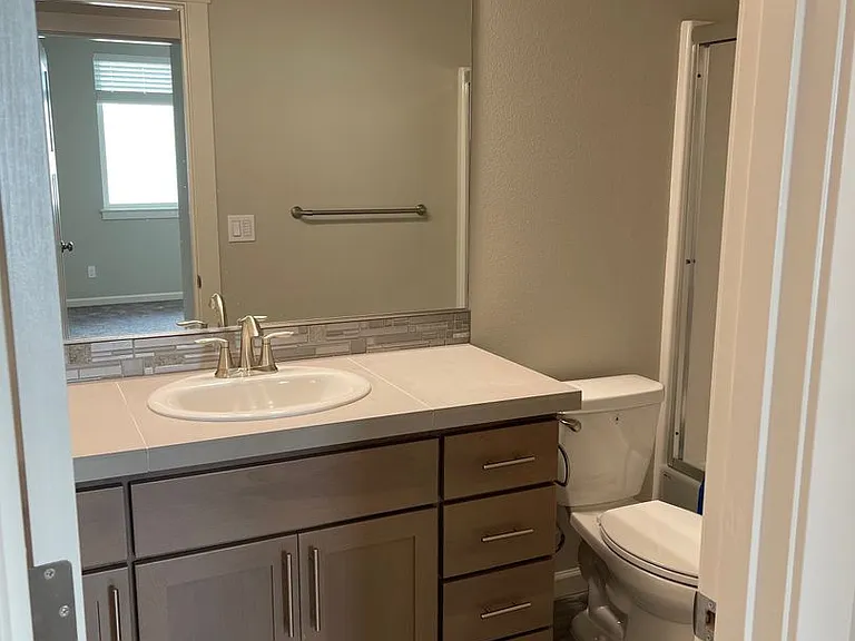 2091 Legacy Heights Dr SE — Photo 11