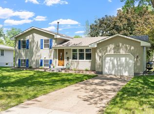 9124 Northwood Pkwy, New Hope, MN 55427