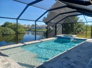 637 NE 5th Ave, Cape Coral, FL 33909