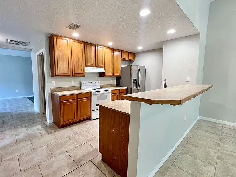 4416 Sherwood Forest Dr — Photo 4