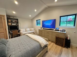 2802 McConnell Dr, Los Angeles, CA 90064