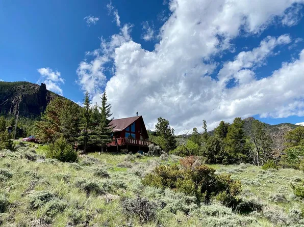 161 Cloudy Dr, Cody, WY 82414