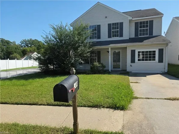 349 Circuit Ln, Newport News, VA 23608