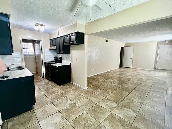 5th image of 2900 Nelson Dr