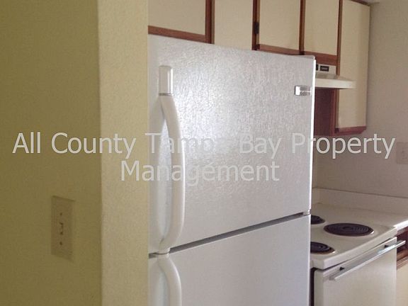 4th image of 8722 Mallard Reserve Dr Unit 102