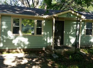 564 NE Winfield Ave, Topeka, KS 66616