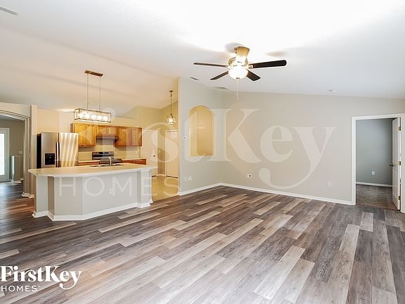 5th image of 64 Ramblewood Dr
