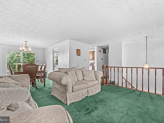 4th image of 12710 Old Chapel Rd