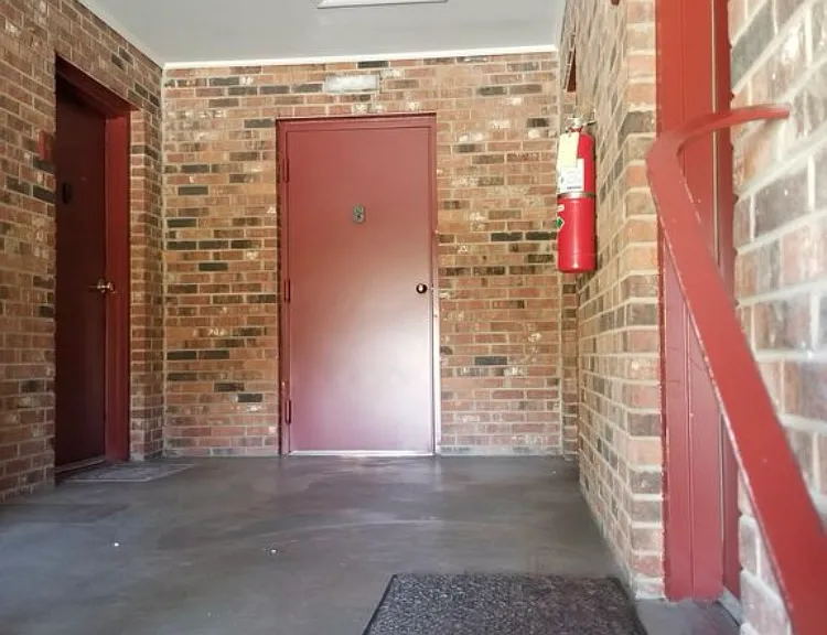 7792 Church St #A-1 — Photo 2