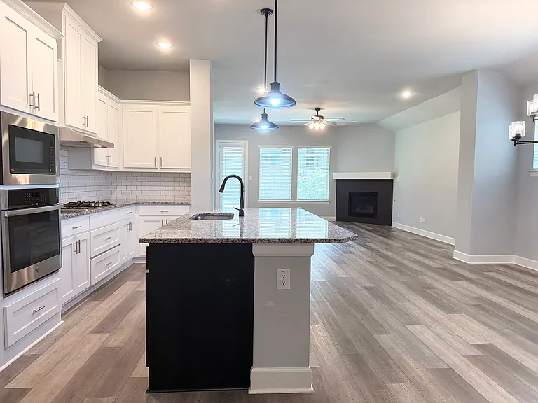 2427 Preakness Pl — Photo 3